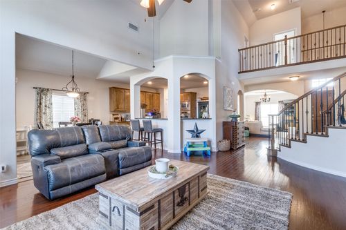 609 Sunrise Dr, Kennedale, TX, 76060-2883 | Card Image