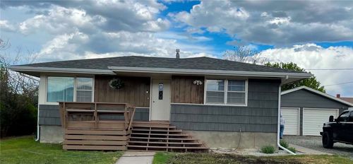 215 S D St, Bridger, MT, 59014-7750 | Card Image