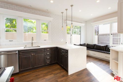 153 N Arnaz Dr, Beverly Hills, CA, 90211-2114 | Card Image