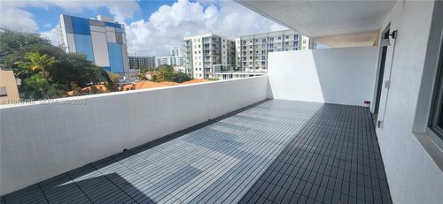 apt-403-36 Nw 6th Ave, Miami, FL, 33128-1564 | Card Image