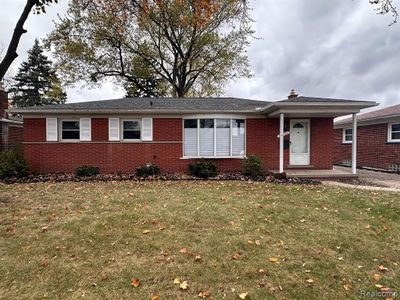 24437 Beierman Avenue, Home with 3 bedrooms, 1 bathrooms and null parking in Warren MI | Image 2