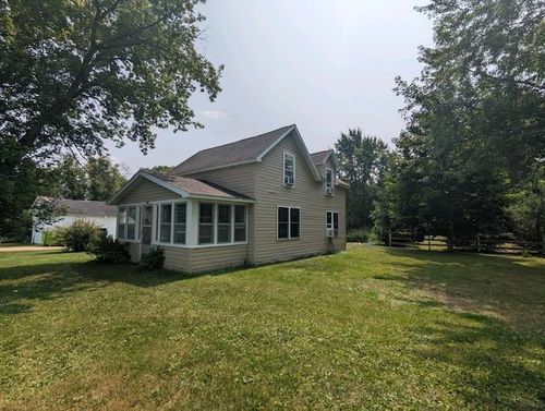 200 1st Ave E, Clear Lake, WI, 54005-8500 | Card Image