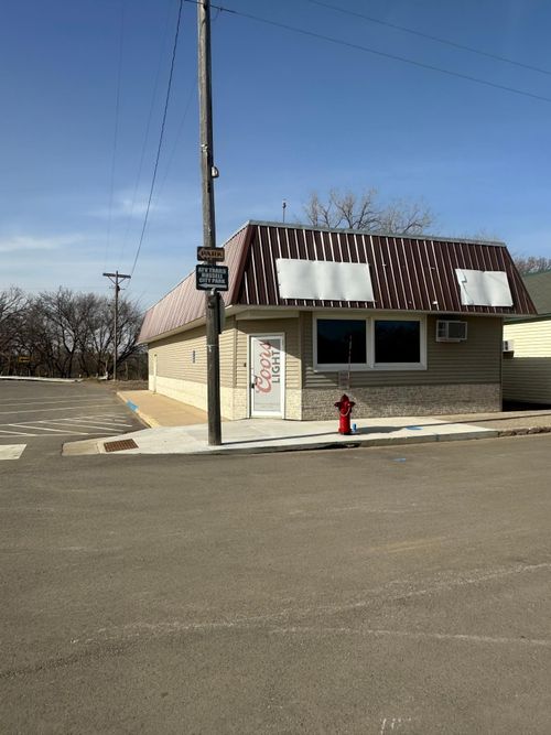 400 Front St, Russell, MN, 56169-4034 | Card Image