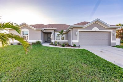 263 W Pine Valley Lane, House other with 4 bedrooms, 3 bathrooms and null parking in Rotonda West FL | Image 2