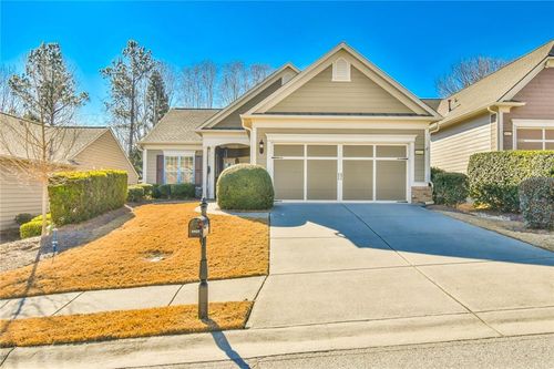 6423 Lantern Rdg, Hoschton, GA, 30548-8244 | Card Image