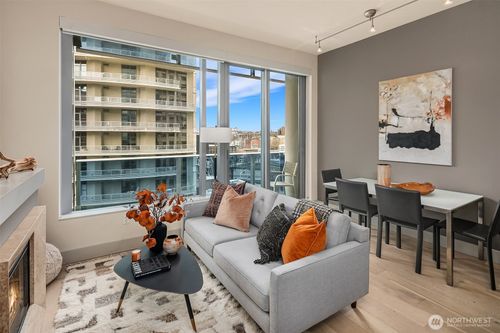 1903-737 Olive Way, Seattle, WA, 98101-3745 | Card Image