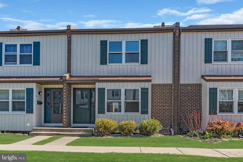 8 Shirley Ln, Lawrence Township, NJ, 08648 | Card Image