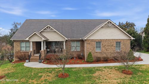 1221 Brighton Drive, Alcoa, TN, 37701 | Card Image