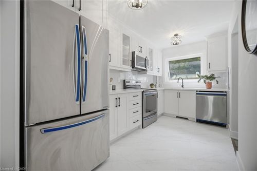 1345 Playford Rd, Mississauga, ON, L5J3V9 | Card Image