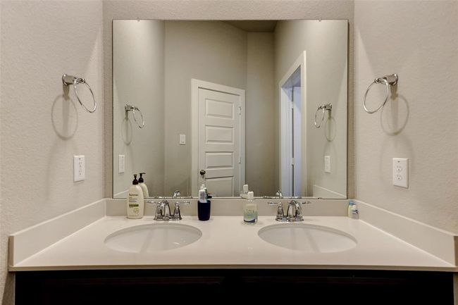 4910 Magnolia Springs Dr, House other with 4 bedrooms, 4 bathrooms and 2 parking in Pearland TX | Image 36