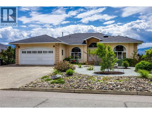 1321 Mountain Ave, Kelowna, BC, V1Y7H3 | Card Image