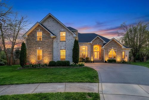 112 General Smith Pl, Hendersonville, TN, 37075-4620 | Card Image