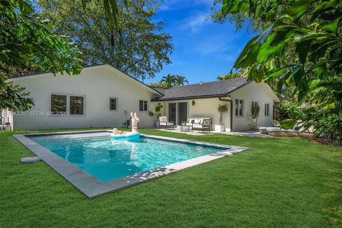 117 Ne 20th St, Wilton Manors, FL, 33305-1096 | Card Image