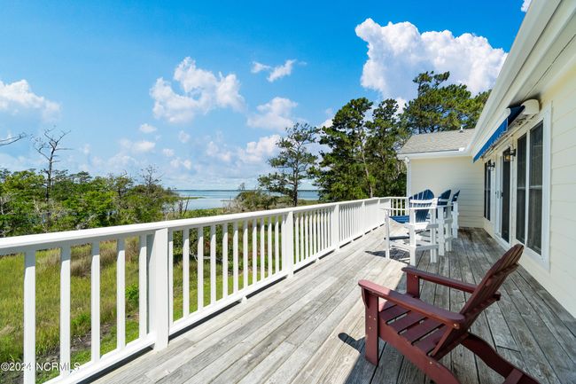 5 West Ct, House other with 6 bedrooms, 5 bathrooms and 1 parking in Pine Knoll Shores NC | Image 31