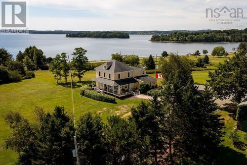 678 Oakland Road, Indian Point, NS, B0J2E0 | Card Image