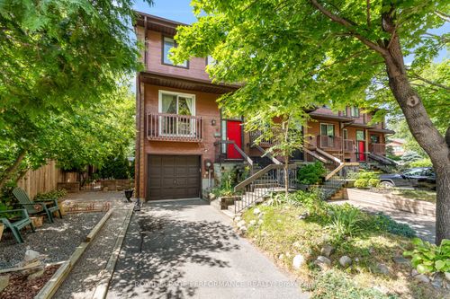 494 Woodland Ave, Ottawa, ON, K2B5E5 | Card Image