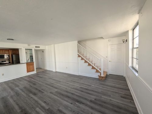 204-1754 Nw 55th Ave, Lauderhill, FL, 33313-7813 | Card Image