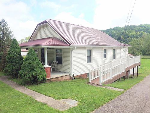 7042 N State Route 139, Lucasville, OH, 45648-8648 | Card Image