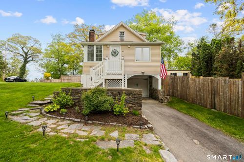 60 Shinnacock Trl, Shelton, CT, 06484-4968 | Card Image