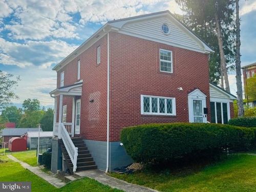 15 Dent St, Elkins, WV, 26241-3120 | Card Image