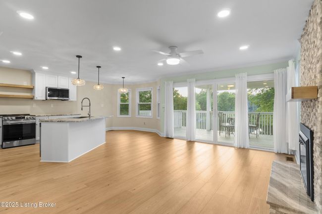 3205 Lake Pointe Ct, House other with 3 bedrooms, 4 bathrooms and null parking in Crestwood KY | Image 32