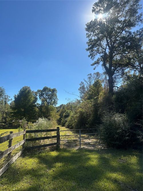 471 Brown Rd, Dayton, TX, 77535-6867 | Card Image