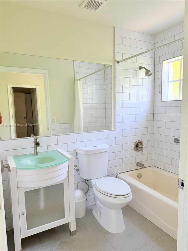832 Wallace St, House other with 4 bedrooms, 4 bathrooms and null parking in Coral Gables FL | Image 10