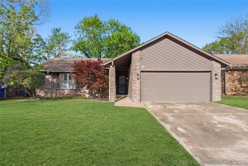 2816 S 124th East Ave, Tulsa, OK, 74129-8238 | Card Image