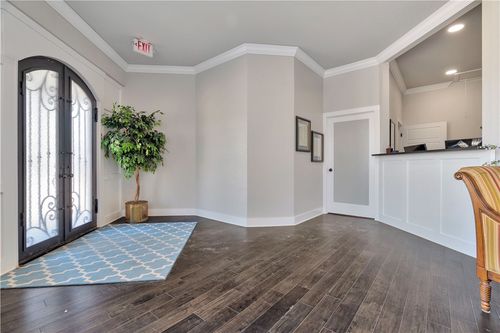 3853 N Crossover Rd, Fayetteville, AR, 72703-4584 | Card Image