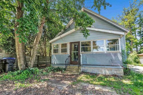 446 State Street, Redgranite, WI, 54970 | Card Image