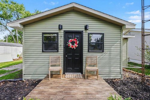 714 Polis St, Buchanan, MI, 49107-1019 | Card Image
