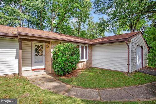 3905 Brewster Ct, WALDORF, MD, 20601-3245 | Card Image