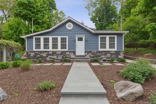 762-760-762 Old Dock Rd, Kings Park, NY, 11754-1105 | Card Image