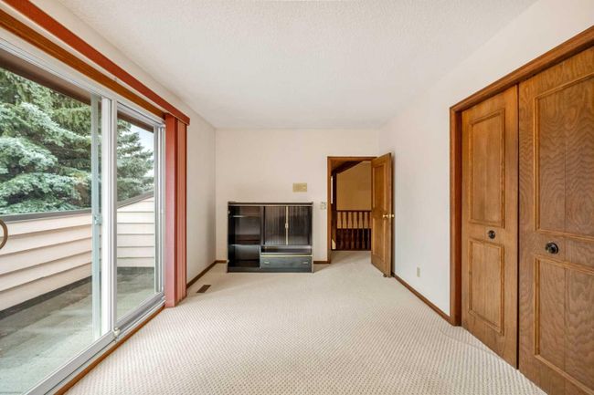 12323 17 Street Sw, Home with 5 bedrooms, 3 bathrooms and 4 parking in Calgary AB | Image 29