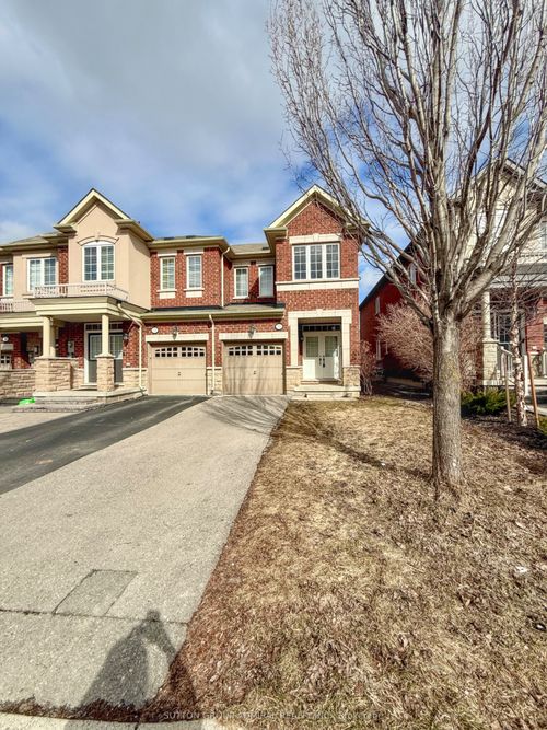 35 White Spruce Cres, Vaughan, ON, L6A4C5 | Card Image