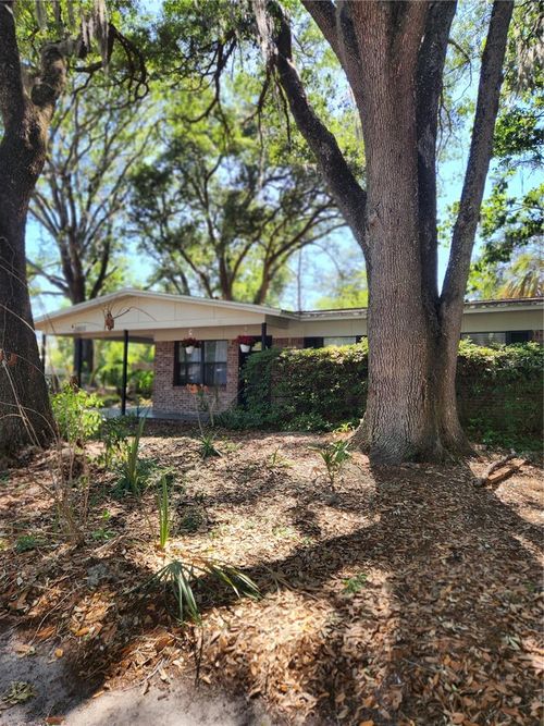 2822 16th Dr, GAINESVILLE, FL, 32609-3260 | Card Image