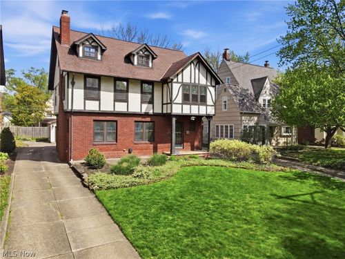 3331 Kenmore Rd, Shaker Heights, OH, 44122-3458 | Card Image