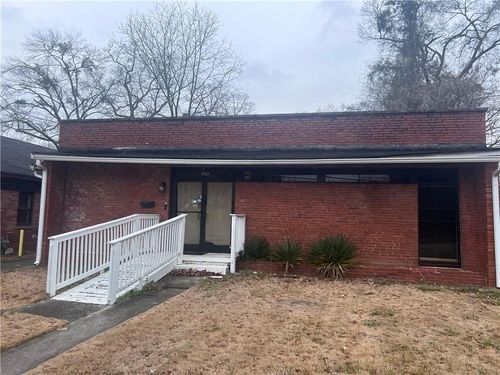 2737 Church St, EAST POINT, GA, 30344-3214 | Card Image