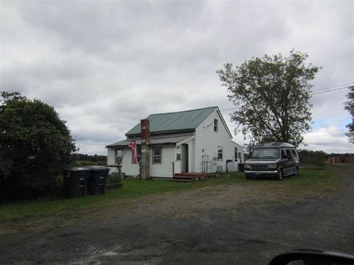 253 Us Route 2, Grand Isle, VT, 05458-2301 | Card Image