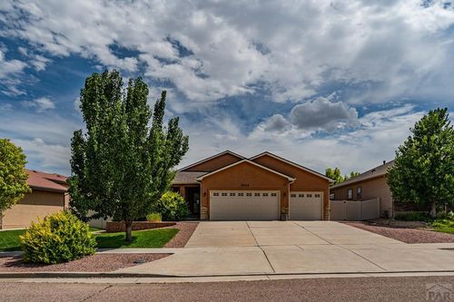 5524 Bellagio Way, Pueblo, CO, 81005-5569 | Card Image