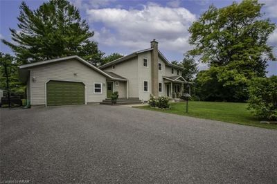 1036 Maria St, House other with 5 bedrooms, 3 bathrooms and 9 parking in Bridgenorth ON | Image 3