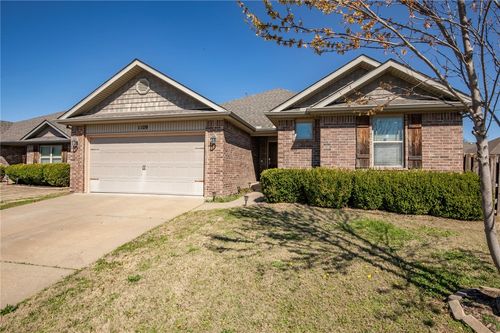 1109 W Cunningham Ave, Rogers, AR, 72758-8446 | Card Image