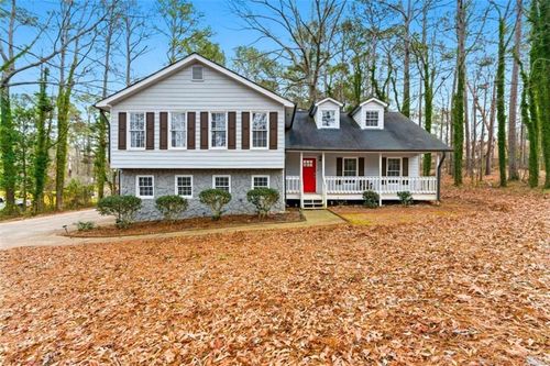 11846 Pine Needle Ln, Hampton, GA, 30228-1546 | Card Image