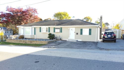 24 Court St, Methuen, MA, 01844-5310 | Card Image