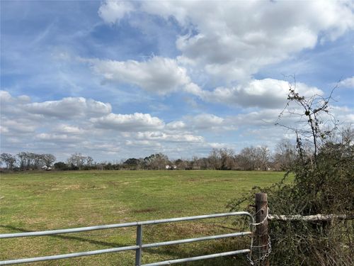 120 Hatton Rd, Wharton, TX, 77488-9775 | Card Image