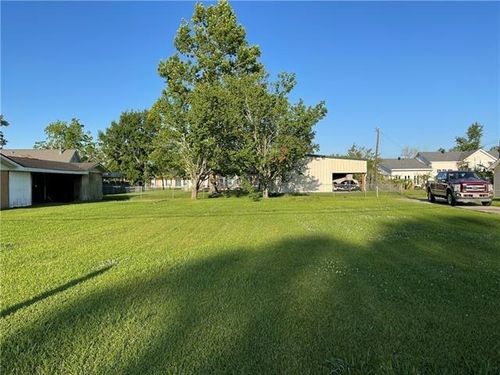 104 Bernard Ave, Ama, LA, 70031-2112 | Card Image