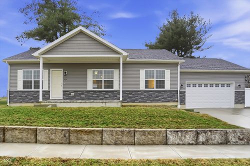 10 Doe Creek Cir, Cloverdale, IN, 46120-8143 | Card Image