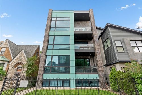3ph-2145 W Augusta Blvd, Chicago, IL, 60622-4837 | Card Image