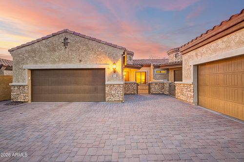 1842 N Red Clf, Mesa, AZ, 85207-4035 | Card Image