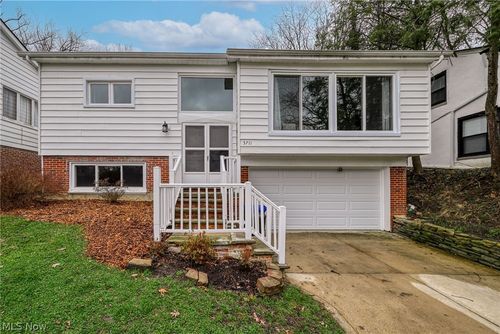 3711 Meadowbrook Blvd, University Heights, OH, 44118-4443 | Card Image